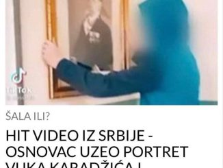 HIT VIDEO IZ SRBIJE – OSNOVAC UZEO PORTRET VUKA KARADŽIĆA I OKRENUO: Evo šta se nalazi na pozadini (VIDEO)